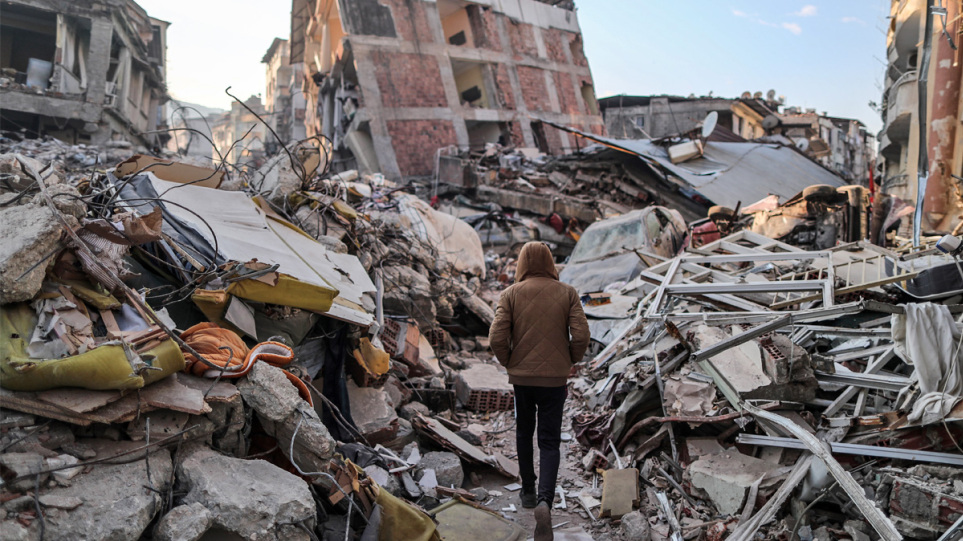 Σεισμοί: Οι... λαϊκοί προγνώστες που «βλέπουν» τον Εγκέλαδο