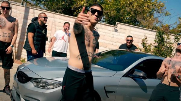 Πατέρας μήνυσε δημοτικό σχολείο επειδή ακούστηκε τραπ σε σχολικό πάρτι