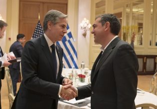 Τσίπρας σε Μπλίνκεν: Οι ΗΠΑ να στηρίξουν το διάλογο με την Τουρκία με δύο σαφείς κόκκινες γραμμές