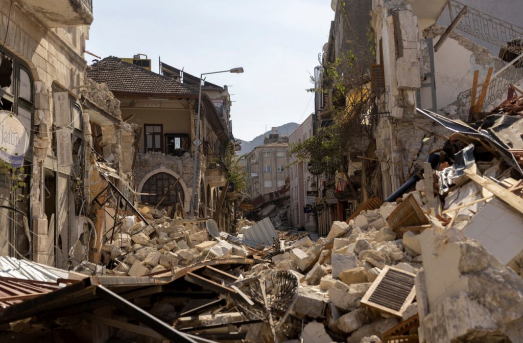 Κωνσταντίνος Συνολάκης: «Συμβαίνουν πολύ μεγάλοι σεισμοί στο ελληνικό τόξο»