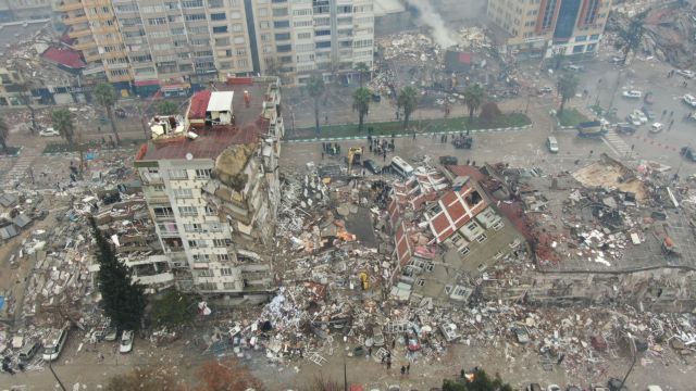 Κωνσταντινούπολη: «90.000 κτίρια κινδυνεύουν άμεσα με κατάρρευση» – Η ανατριχιαστική αποκάλυψη του Ιμάμογλου
