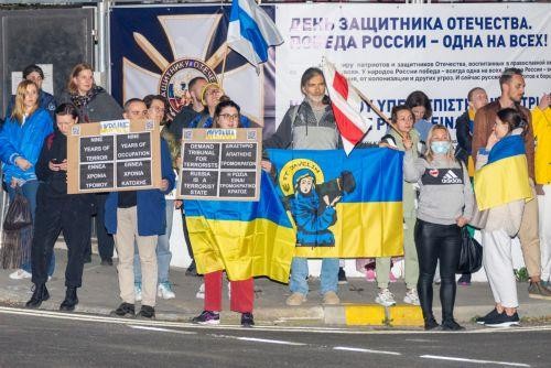 Κύπρος: Κοινή πορεία διαμαρτυρίας Ουκρανών και Ρώσων κατά του πολέμου