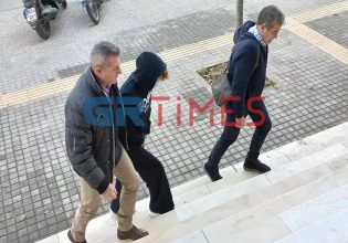 Θεσσαλονίκη: Βρεφονηπιοκόμος ξυλοκοπούσε παιδάκια