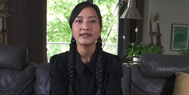 «Πέρασα την εμμηνόπαυση πριν από τη μητέρα μου, ήμουν μόλις 25»