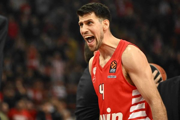 Γιατί ο Λούντζης είναι… ο Ολυμπιακός