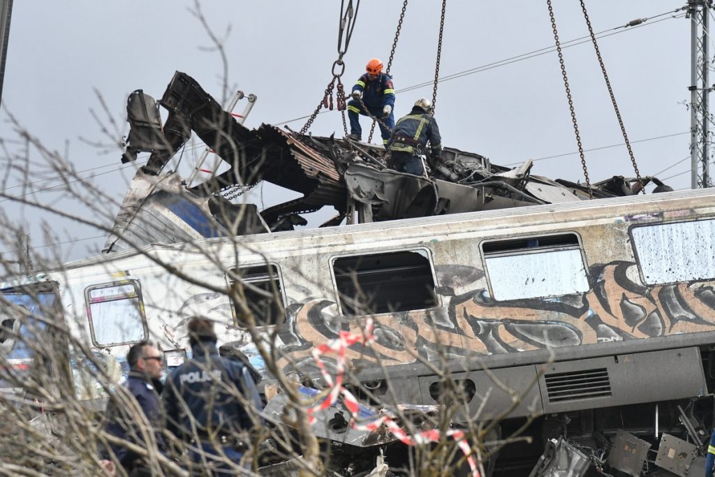 Τέμπη: Καταγγελία για «χαλαρό κλίμα με μουσικούλα» στο σταθμαρχείο της Λάρισας – Τα συστήματα υπολειτουργούσαν