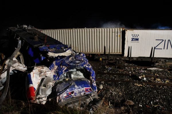 Τέμπη: «Είδα το θάνατό μου, νόμιζα πως θα εκραγούμε» – Συγκλονίζουν οι μαρτυρίες όσων έζησαν την τραγωδία