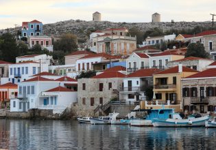 Χάλκη: Πρώτος ελληνικός δήμος με αρνητικούς λογαριασμούς ρεύματος