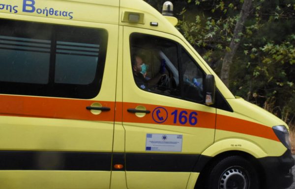 Ναύπακτος: Όχημα παρέσυρε και σκότωσε πεζό – Εξαφανισμένος ο οδηγός