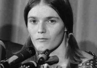 Πέθανε η Λίντα Κασαμπιάν – Υπήρξε μέλος της οικογένειας του Μάνσον