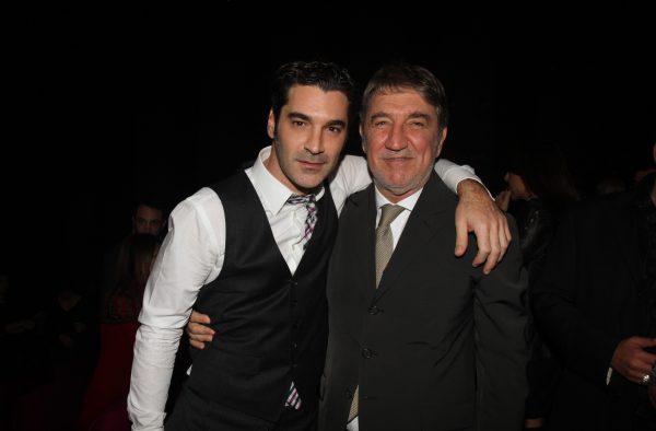 Χριστόφορος Παπακαλιάτης: Θέμα… DNA η γοητεία στην οικογένεια – Σαν σταρ του σινεμά και ο πατέρας του