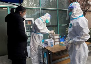 Κοροναϊός: Στο σενάριο της διαρροής από την Ουχάν στρέφεται το FBI