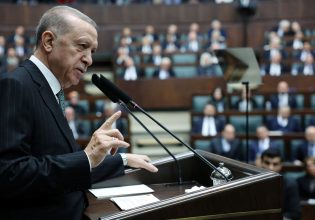 Τουρκία: «Βράζει» ο Ερντογάν με την επίσκεψη του αρχηγού των ενόπλων δυνάμεων των ΗΠΑ στη Συρία