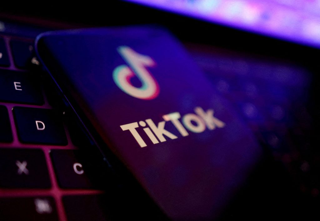 TikTok: Χιλιάδες χρήστες αναφέρουν προβλήματα στην εφαρμογή