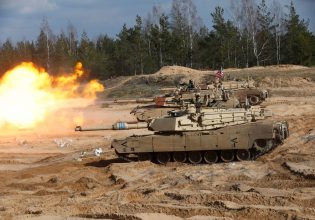 Ουκρανία: Τέσσερις πύραυλοι καταρρίπτονται από την αντιαεροπορική άμυνα στην περιφέρεια Μπιέλγκοροντ