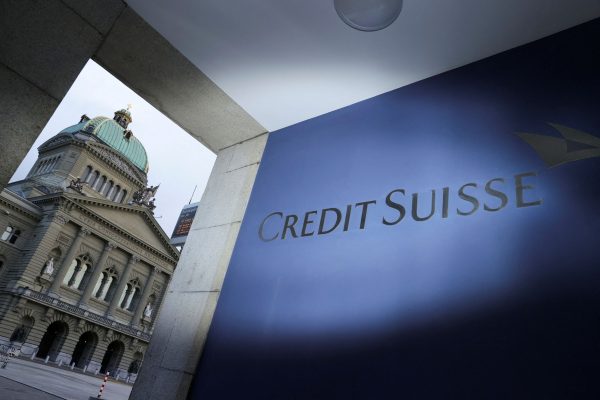 Credit Suisse: Σβήνουν τη φωτιά πριν ανοίξουν οι αγορές – Η Ελβετία ενημερώνει για την εξαγορά από την UBS