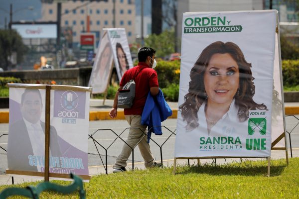 Προεδρικές εκλογές στη Γουατεμάλα: Η κόρη πρώην δικτάτορα και πρώην πρώτη κυρία προηγούνται στις δημοσκοπήσεις