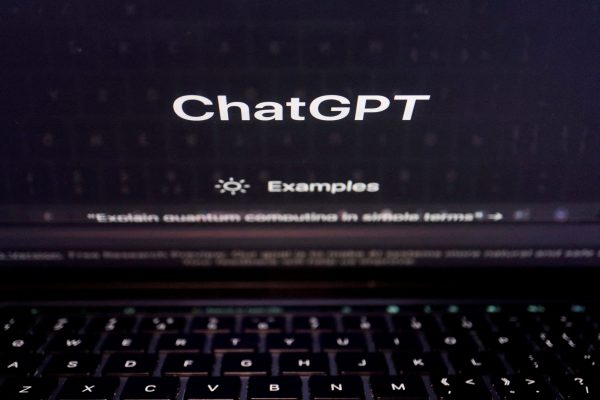 ChatGPT: Μπλόκο στην Ιταλία για παραβίαση προσωπικών δεδομένων