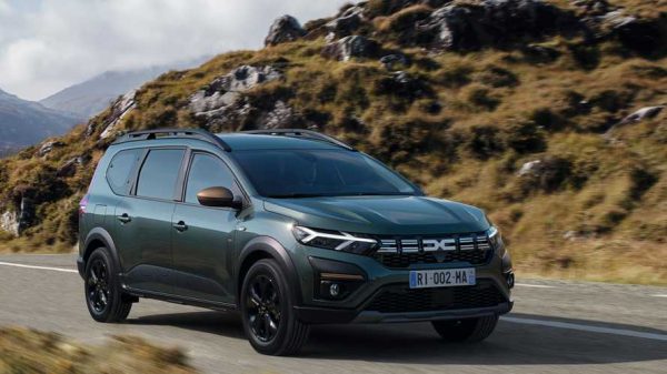 To Dacia Jogger σε ρόλο camper van