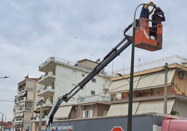 Ολική αντικατάσταση ηλεκτροφωτισμού στο Αγρίνιο