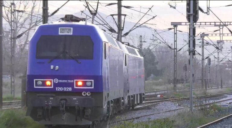 ΠΑΣΟΚ: Να επεκταθούν τα μέτρα στήριξης των Τεμπών και για τα θύματα όλων των σιδηροδρομικών δυστυχημάτων