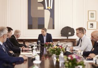 Μητσοτάκης: «Προσωπικό μου στοίχημα η ανάταξη του σιδηροδρόμου» – Το απόγευμα οι ανακοινώσεις