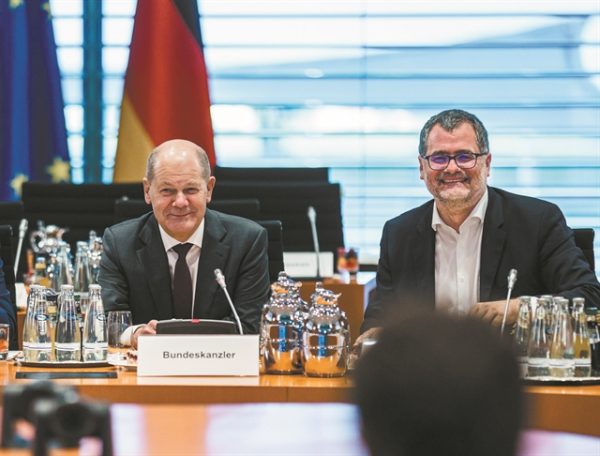 Βόλφγκανγκ Σμιντ: Το στρατηγικό μυαλό του Σολτς