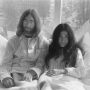 Τζον Λένον – Γιόκο Όνο: Διαμαρτυρία ειρήνης στο… κρεβάτι για το θρυλικό ζευγάρι