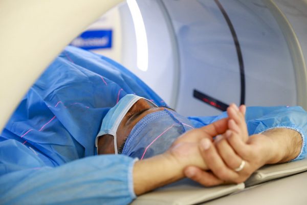 Καλύτερη διάγνωση με αξονική στεφανιογραφία ή τεστ κοπώσεως;