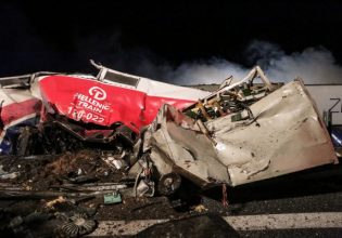 Τέμπη: «Είμαι συντετριμμένος αλλά δεν θεωρώ ότι έχω ευθύνη για την τραγωδία» – Τι λέει συμβασιούχος σταθμάρχης