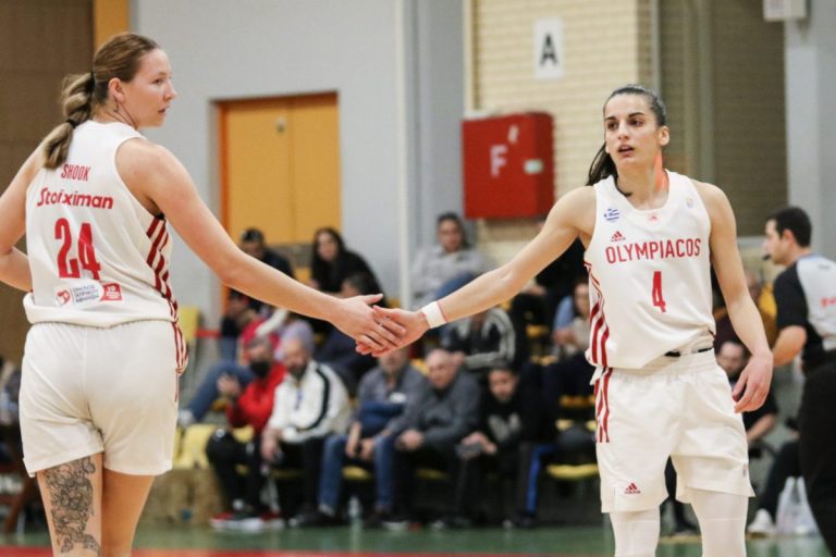 Ολυμπιακός – Εσπερίδες Καλλιθέας 106-64: Έκλεισαν θέση στους τελικούς οι «ερυθρόλευκες»