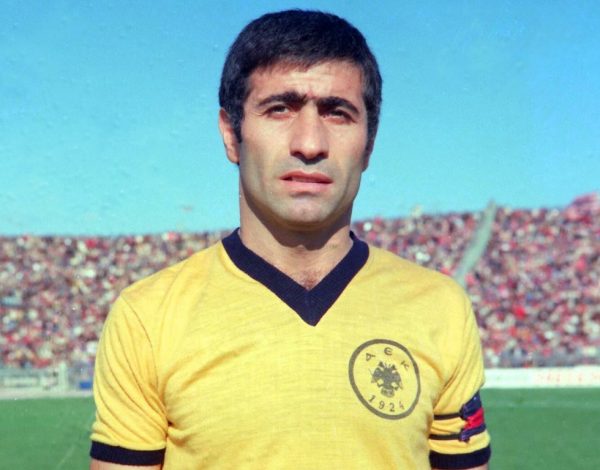 Όταν ο Μίμης Παπαϊωάννου «υπέγραφε» την πιο ιστορική πρόκριση της ΑΕΚ