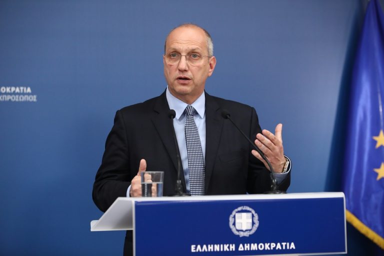 Οικονόμου: «Να τελειώσει το πρωτάθλημα με διαιτησίες υψηλού επιπέδου, που δεν αμφισβητείται το κύρος τους και η αποτελεσματικότητά τους» (vid)