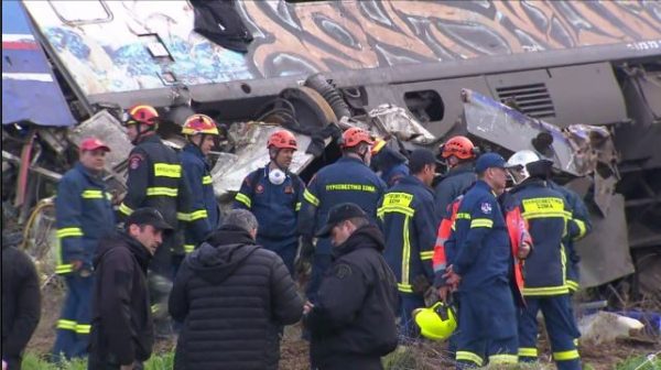 Τέμπη: «Δεν έχει ακόμα ταυτοποιηθεί η σορός ενός άνδρα – Την Τετάρτη η επανεξέταση δύο σορών»