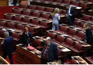 Βουλή: Αποχώρησε ο ΣΥΡΙΖΑ από τη συνεδρίαση για να πάνε οι βουλευτές στο συλλαλητήριο