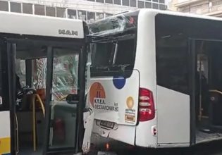 Θεσσαλονίκη: Συγκρούστηκαν αστικά λεωφορεία – Δύο τραυματίες
