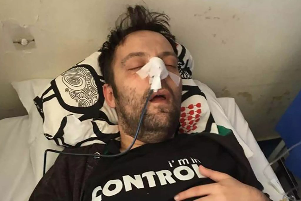 Αύγουστος Κορτώ: «Λίγα λεπτά αφότου πήρα τα χάπια…» – Κατάθεση ψυχής από τον συγγραφέα