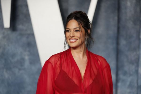 Άσλεϊ Γκράχαμ: Έτσι απάντησε στον «αγενή» Χιου Γκραντ