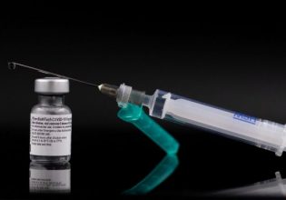 Εμβόλιο κοροναϊού: Οι παρενέργειες και τα «θύματα» του εμβολίου