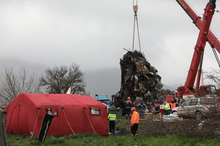 Γεραπετρίτης: Συγγνώμη από τις οικογένειες – Η έρευνα θα φτάσει μέχρι τέλους