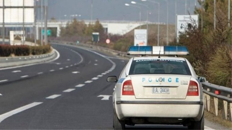 Θεσσαλονίκη: Τέσσερις συλλήψεις για παράνομη μεταφορά αλλοδαπών