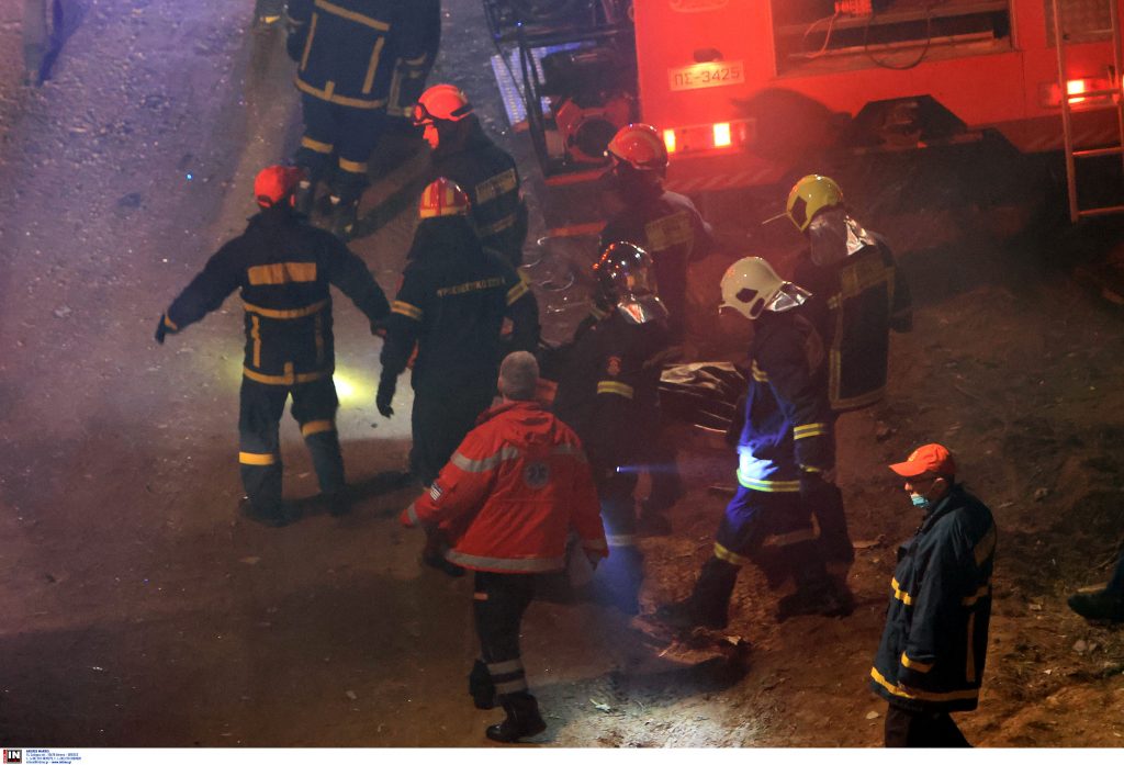 Τέμπη: Το απόλυτο χάος στο σταθμαρχείο Λάρισας – Από το «κάτι έχει γίνει» στο… «ωχ Παναγία μου»