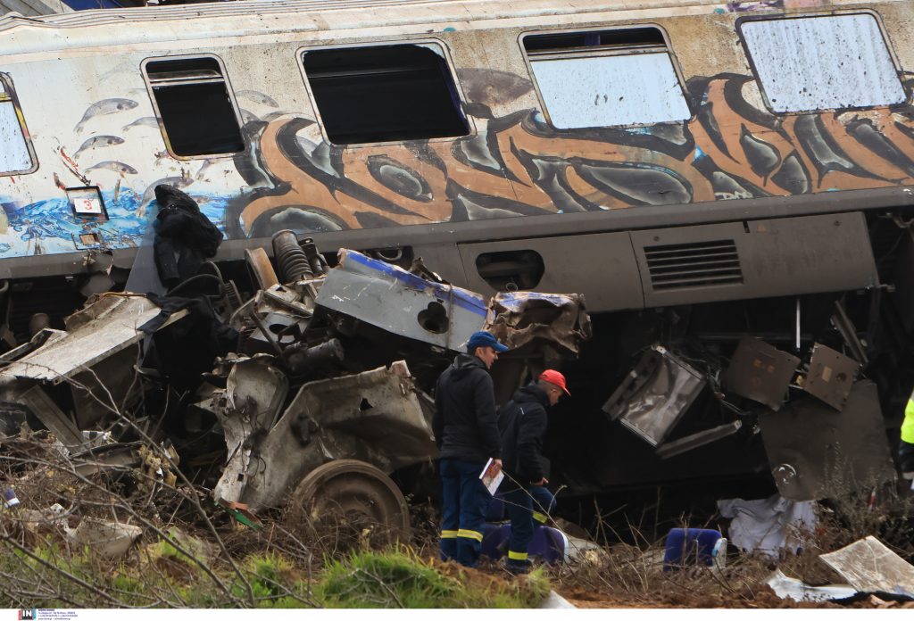 Τέμπη: Πρώτο τηλέφωνο στον Δένδια από τον Τσαβούσογλου – Αλληλεγγύη στην Ελλάδα εκφράζουν ξένοι ΥΠΕΞ