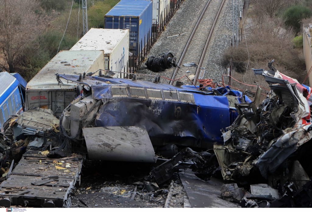 Τέμπη: Ο ελεγκτής του μοιραίου τρένου διαισθανόταν το κακό – «Δεν λειτουργούσε τίποτα σωστά»