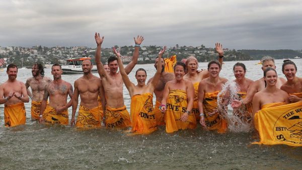 Σίδνεϊ: 1.300 γυμνοί κολυμβητές προσπάθησαν να καταρρίψουν το παγκόσμιο ρεκόρ