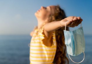 Κοροναϊός: Πρωταπριλιά η κατάργηση των μέτρων