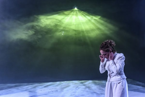 Μαρί Skłodowska Κιουρί: Η συναρπαστική ζωή της μεγάλης επιστήμονα στη σκηνή του ΠΣΚΗ