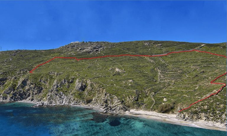 Δήμαρχος Μυκόνου: Σκανδαλωδώς εξαιρέθηκαν τα μεγάλα επενδυτικά σχέδια από την αναστολή οικοδομικών αδειών