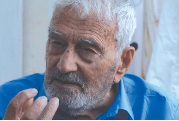 Αλέξης Πάρνης: Μια ζωή αφιερωμένη στη μελέτη και τη συγγραφή