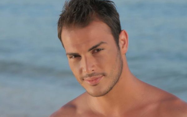 Σάκης Αρσενίου: «Είμαι παλαιών αρχών»